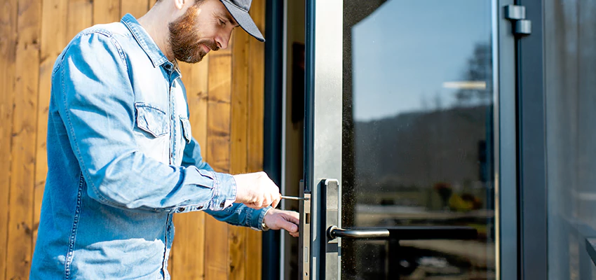 Frameless Glass Storefront Door Locks Replacement in Thousand Oaks, CA