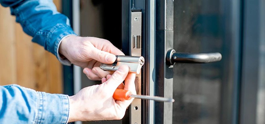 Eviction Locksmith For Lock Repair in Thousand Oaks, CA