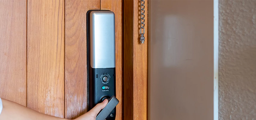 Home Security Electronic Locks Upgrades in Thousand Oaks, CA