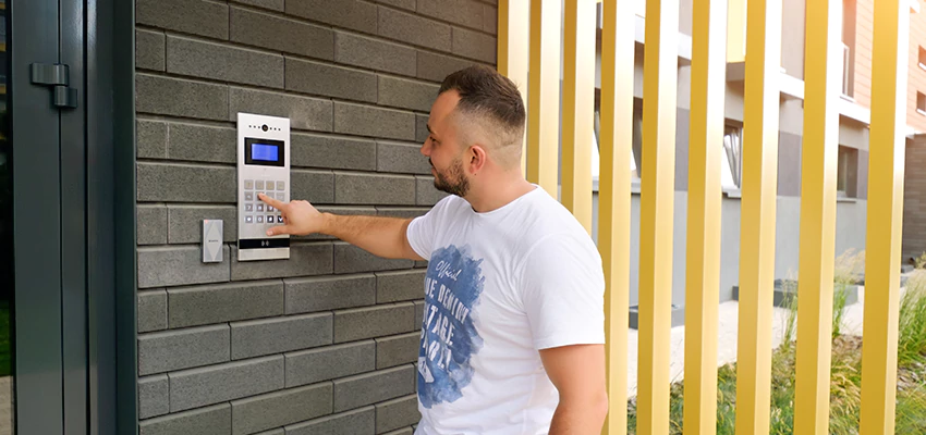 Locksmith Company For Smart Lock System Installation in Thousand Oaks, California